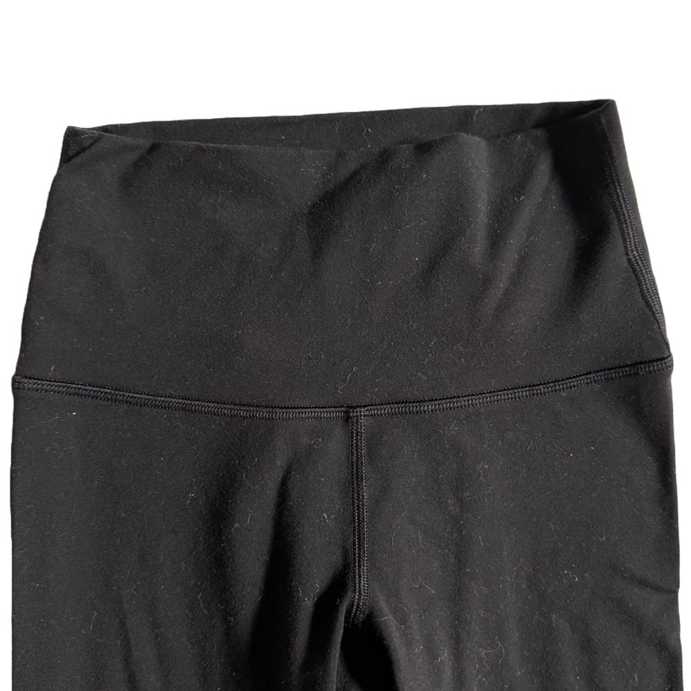 LULULEMON / VANCOUVER CANUCKS / NHL BLACK HIGH WAISTED WUNDER UNDER LEGGINGS - Picture 4 of 9